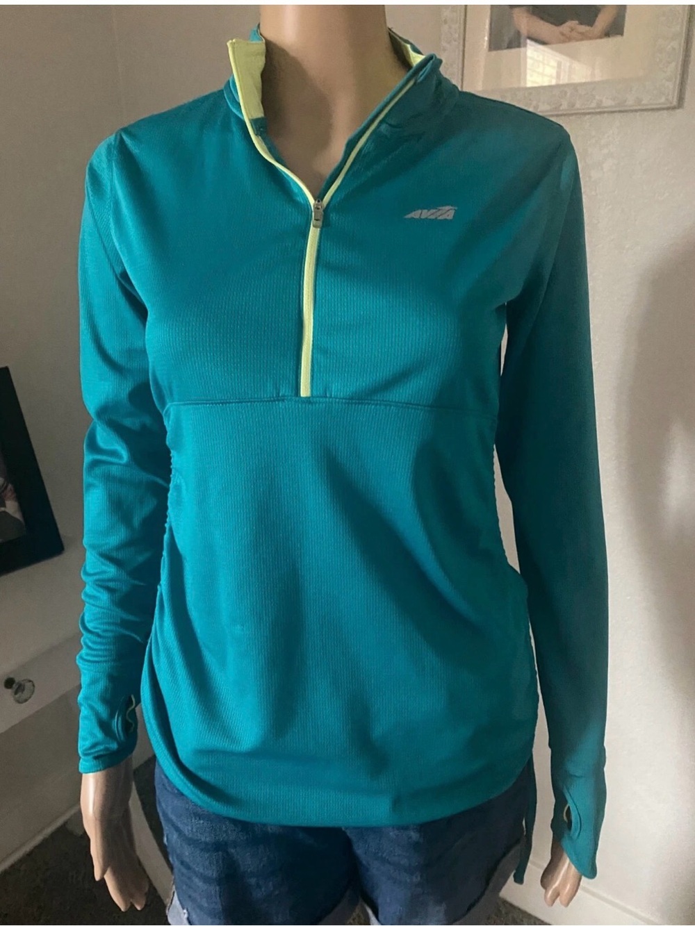 Avia Size Small Teal Half-Zip Pullover with Lime Trim -002*